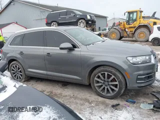 2017 Audi Q7 Premium Plus with VIN WA1LAAF70HD037732, listed as a IAAI auction lot 41399099 with 144,785 mi miles. Bid and sale history available at carsss.com. Image 13.