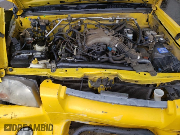2001 Nissan Frontier SE z VIN 1N6ED27T91C326124, wystawiony jako Copart lot #50929905 z przebiegiem 212 615 mil mil oraz Szkoda całkowita • Salvage title. Historia ofert i sprzedaży dostępna na DreamBid. Obrazek 12.