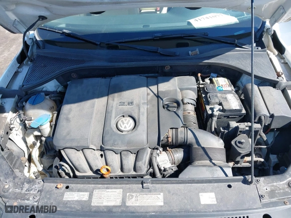 2012 Volkswagen Passat SE with VIN 1VWBP7A3XCC039314, listed as a IAAI auction lot 41741077 with 169,305 mi miles. Bid and sale history available at carsss.com. Image 10.
