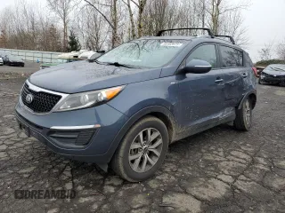 2014 Kia Sportage LX with VIN KNDPBCAC8E7548670, listed as a Copart auction lot 88563975 with 166,850 mi miles and Salvage Title. Bid and sale history available at carsss.com. Image 1.