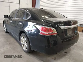 2014 Nissan Altima 2.5 S with VIN 1N4AL3AP0EN239511, listed as a IAAI auction lot 42032141 with 290,618 mi miles. Bid and sale history available at carsss.com. Image 3.