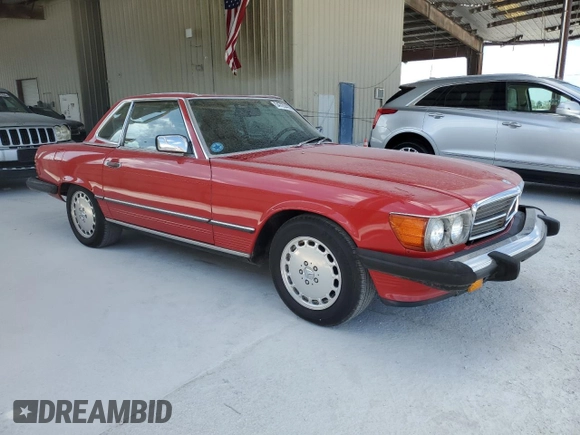 1987 Mercedes-Benz 560 Series 560SL with VIN WDBBA48D8HA056549, listed as a Copart auction lot 54720495 with 157,724 mi miles and Clean Title. Bid and sale history available at carsss.com. Image 4.