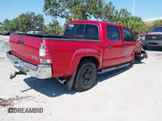2014 Toyota Tacoma PreRunner with VIN 5TFJU4GN0EX053443, listed as a IAAI auction lot 41986798 with 172,988 mi miles. Bid and sale history available at carsss.com. Image 4.
