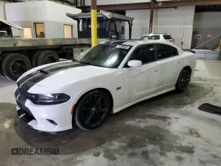 2017 Dodge Charger R/T Scat Pack z VIN 2C3CDXGJ1HH525847, wystawiony jako Copart lot #44812215 z przebiegiem 53 511 mil mil oraz Czysty tytuł • Clean title. Historia ofert i sprzedaży dostępna na DreamBid. Obrazek 1.