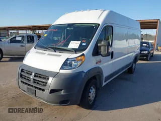 2015 Ram ProMaster Cargo z VIN 3C6TRVDG8FE501040, wystawiony jako IAAI lot #41973468 z przebiegiem 151 465 mil mil oraz . Historia ofert i sprzedaży dostępna na DreamBid. Obrazek 2.