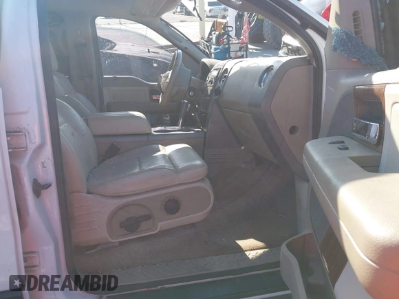 2004 Ford F-150 XLT with VIN 1FTPW14564KC44321, listed as a IAAI auction lot 41409551 with 185,033 mi miles and . Bid and sale history available at DreamBid. Image 5.