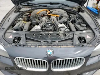 2012 BMW 5 Series 550i with VIN WBAFR9C53CDV59449, listed as a Copart auction lot 53901455 with 130,518 mi miles and Clean Title. Bid and sale history available at carsss.com. Image 11.