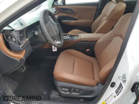 2025 Toyota Crown XLE z VIN JTDACAAJ6S3011708, wystawiony jako Copart lot #51640215 z przebiegiem Nie podano mil oraz Czysty tytuł • Clean title. Historia ofert i sprzedaży dostępna na DreamBid. Obrazek 7.