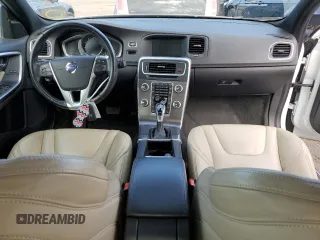 2015 Volvo S60 T6 Drive-E with VIN YV149MFK8F1345555, listed as a Copart auction lot 44394993 with 109,255 mi miles. Bid and sale history available at carsss.com. Image 8.