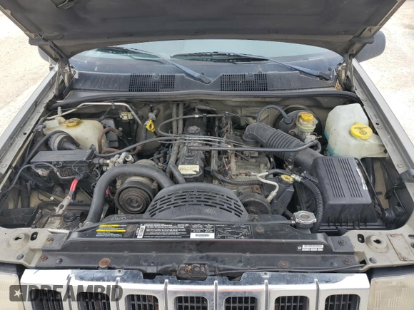 1998 Jeep Grand Cherokee Laredo with VIN 1J4GZ58S6WC137968, listed as a Copart auction lot 84083454 with 0 mi miles and Non Repairable. Bid and sale history available at carsss.com. Image 12.