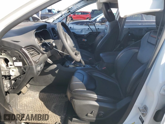 2022 Jeep Cherokee Trailhawk with VIN 1C4PJMBX1ND524383, listed as a Copart auction lot 56370805 with 25,145 mi miles and Salvage title. Bid and sale history available at DreamBid. Image 7.