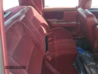 1993 Dodge Dynasty z VIN 1B3XC4632PD153627, wystawiony jako Copart lot #75645834 z przebiegiem 199 336 mil mil oraz Szkoda całkowita • Salvage title. Historia ofert i sprzedaży dostępna na DreamBid. Obrazek 10.