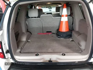 2006 Ford Explorer XLS z VIN 1FMEU72E26UB03509, wystawiony jako IAAI lot #42511818 z przebiegiem 126 541 mil mil oraz . Historia ofert i sprzedaży dostępna na DreamBid. Obrazek 34.