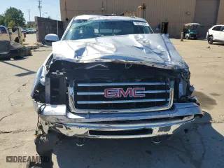 2013 GMC Sierra 1500 SLT with VIN 3GTP2WE70DG210472, listed as a Copart auction lot 70811604 with 111,002 mi miles and Salvage Title. Bid and sale history available at carsss.com. Image 5.