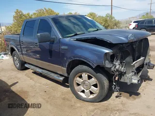 2006 Ford F-150 XLT z VIN 1FTPW12546KC52598, wystawiony jako IAAI lot #42380532 z przebiegiem 254 684 mil mil oraz . Historia ofert i sprzedaży dostępna na DreamBid. Obrazek 1.