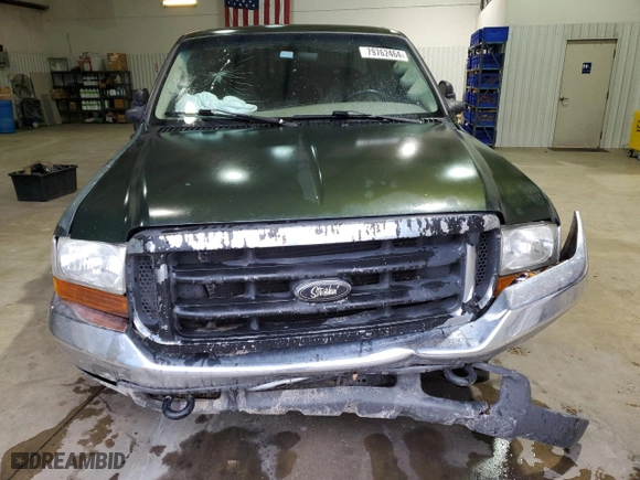 2000 Ford Super Duty F-250 XL with VIN 1FTNX20F1YED20251, listed as a Copart auction lot 79762464 with 306,364 mi miles and Salvage Title. Bid and sale history available at carsss.com. Image 5.