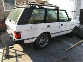 1991 Land Rover Range Rover with VIN SALHV1243MA605889, listed as a IAAI auction lot 41728970 with Not Provided miles and . Bid and sale history available at DreamBid. Image 4.