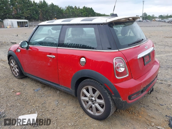 2012 MINI Hardtop S with VIN WMWSV3C52CT385757, listed as a IAAI auction lot 42255285 with 116,660 mi miles and . Bid and sale history available at DreamBid. Image 3.
