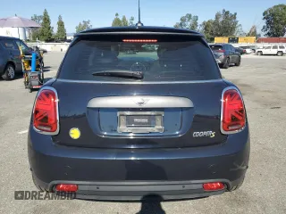 2021 MINI Hardtop Cooper SE with VIN WMWXP3C07M2N46440, listed as a Copart auction lot 72822194 with 35,078 mi miles and Salvage Title. Bid and sale history available at DreamBid. Image 6.