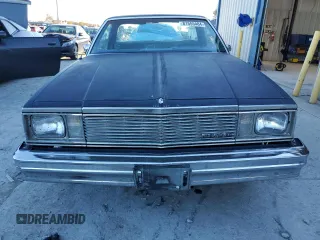 1981 Chevrolet El Camino z VIN 1GCCW80K8BD432987, wystawiony jako Copart lot #81555484 z przebiegiem 67 711 mil mil oraz Szkoda całkowita • Salvage title. Historia ofert i sprzedaży dostępna na DreamBid. Obrazek 5.