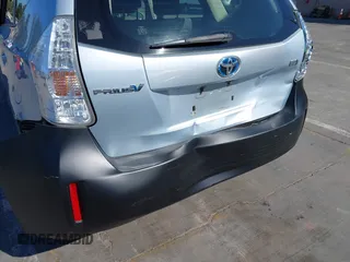 2013 Toyota Prius Two with VIN JTDZN3EU2D3273418, listed as a IAAI auction lot 40209238 with 138,606 mi miles and . Bid and sale history available at carsss.com. Image 6.
