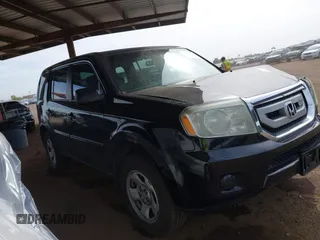2010 Honda Pilot LX z VIN 5FNYF4H22AB008201, wystawiony jako IAAI lot #41915957 z przebiegiem 177 483 mil mil oraz . Historia ofert i sprzedaży dostępna na DreamBid. Obrazek 1.