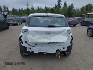 2020 Hyundai Venue SE z VIN KMHRB8A32LU028416, wystawiony jako IAAI lot #42497737 z przebiegiem 56 011 mil mil oraz . Historia ofert i sprzedaży dostępna na DreamBid. Obrazek 17.
