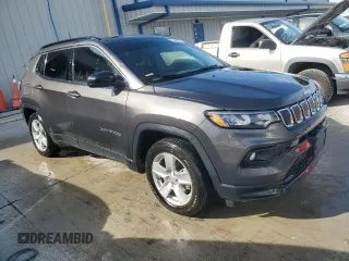 2022 Jeep Compass Altitude with VIN 3C4NJCBB3NT229852, listed as a Copart auction lot 78921104 with 49,618 mi miles and Salvage title. Bid and sale history available at DreamBid. Image 4.