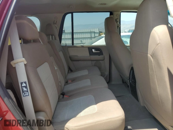 2004 Ford Expedition Special Service with VIN 1FMPU16L44LA56856, listed as a Copart auction lot 64661745 with 237,909 mi miles and Clean title. Bid and sale history available at DreamBid. Image 11.