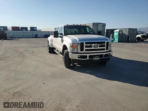 2010 Ford F-350 XL z VIN 1FTWW3DR8AEA52029, wystawiony jako Copart lot #72722354 z przebiegiem 38 030 mil mil oraz Szkoda całkowita • Salvage title. Historia ofert i sprzedaży dostępna na DreamBid. Obrazek 11.