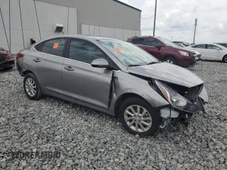 2022 Hyundai Accent SE z VIN 3KPC24A64NE189980, wystawiony jako Copart lot #56466595 z przebiegiem 72 607 mil mil oraz Nie do naprawy • Non repairable. Historia ofert i sprzedaży dostępna na DreamBid. Obrazek 4.