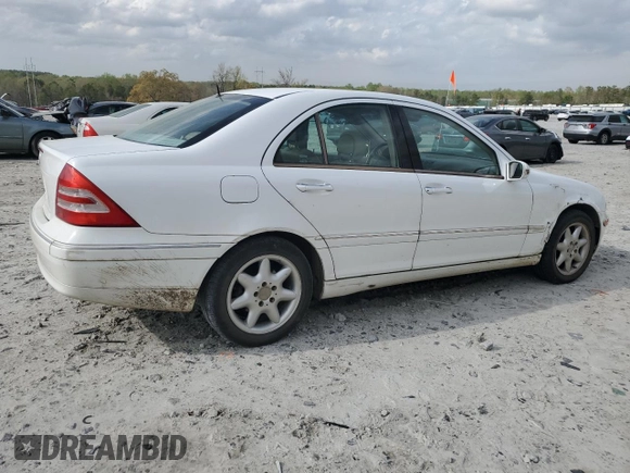 2001 Mercedes-Benz C 230/260/280/320 z VIN WDBRF61J51F078805, wystawiony jako Copart lot #51609285 z przebiegiem 223 663 mil mil oraz Szkoda całkowita • Salvage title. Historia ofert i sprzedaży dostępna na DreamBid. Obrazek 3.