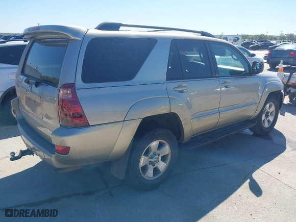 2004 Toyota 4Runner SR5 with VIN JTEZU14R540023561, listed as a IAAI auction lot 41862986 with 272,305 mi miles. Bid and sale history available at carsss.com. Image 4.