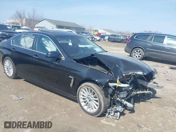 2013 BMW 5 Series 535i xDrive with VIN WBAFU7C59DDU71560, listed as a IAAI auction lot 41768025 with 155,095 mi miles and . Bid and sale history available at carsss.com. Image 1.