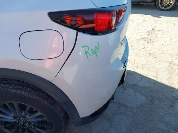 2017 Mazda CX-5 Touring with VIN JM3KFBCL8H0152748, listed as a IAAI auction lot 41732910 with 68,296 mi miles. Bid and sale history available at carsss.com. Image 6.