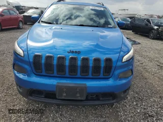 2018 Jeep Cherokee Limited with VIN 1C4PJLDX5JD584152, listed as a Copart auction lot 44037855 with 109,535 mi miles and Salvage title. Bid and sale history available at DreamBid. Image 5.