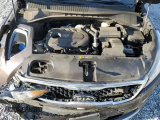 2017 Kia Sorento EX with VIN 5XYPHDA11HG216127, listed as a Copart auction lot 82587064 with 115,789 mi miles and Salvage Title. Bid and sale history available at carsss.com. Image 13.