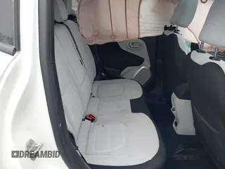 2018 Jeep Renegade Latitude with VIN ZACCJABB3JPJ30796, listed as a IAAI auction lot 41925363 with 71,397 mi miles. Bid and sale history available at carsss.com. Image 8.