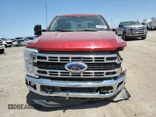 2023 Ford F-250 XL with VIN 1FT7W2BT0PEC05492, listed as a Copart auction lot 47969505 with 31,998 mi miles and Salvage title. Bid and sale history available at DreamBid. Image 5.
