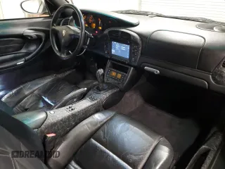 2002 Porsche 911 z VIN WP0CA29902S654771, wystawiony jako Copart lot #41914605 z przebiegiem 98 383 mil mil oraz Czysty tytuł • Clean title. Historia ofert i sprzedaży dostępna na DreamBid. Obrazek 8.