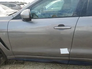 2022 Jaguar F-Pace SVR z VIN SADCZ2EE4NA702878, wystawiony jako Copart lot #74293144 z przebiegiem Nie podano mil oraz Szkoda całkowita • Salvage title. Historia ofert i sprzedaży dostępna na DreamBid. Obrazek 13.