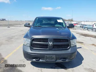 2018 Ram 1500 SSV z VIN 1C6RR7XT1JS270616, wystawiony jako IAAI lot #42080855 z przebiegiem 129 819 mil mil oraz . Historia ofert i sprzedaży dostępna na DreamBid. Obrazek 6.