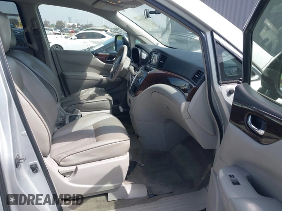 2015 Nissan Quest SV with VIN JN8AE2KP7F9126067, listed as a IAAI auction lot 42023886 with 62,251 mi miles. Bid and sale history available at carsss.com. Image 5.