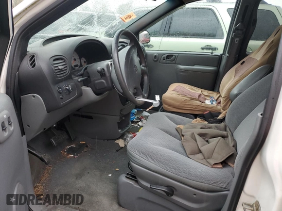 2004 Dodge Caravan SE with VIN 1D4GP24R74B526184, listed as a Copart auction lot 50618935 with 216,592 mi miles and Salvage Title. Bid and sale history available at carsss.com. Image 7.