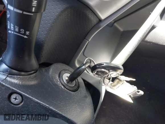 2014 Toyota Tacoma with VIN 5TFLU4EN1EX103052, listed as a IAAI auction lot 41653270 with 121,656 mi miles. Bid and sale history available at carsss.com. Image 11.