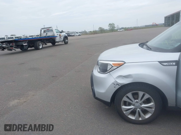 2015 Kia Soul + with VIN KNDJP3A52F7781082, listed as a IAAI auction lot 42161665 with 105,501 mi miles and . Bid and sale history available at DreamBid. Image 6.