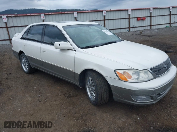2000 Toyota Avalon XL z VIN 4T1BF28B9YU040456, wystawiony jako IAAI lot #42310333 z przebiegiem 201 596 mil mil oraz . Historia ofert i sprzedaży dostępna na DreamBid. Obrazek 1.