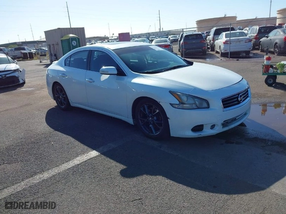 2014 Nissan Maxima 3.5 SV with VIN 1N4AA5AP7EC475084, listed as a IAAI auction lot 41624955 with 112,025 mi miles. Bid and sale history available at carsss.com. Image 1.