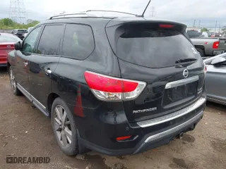 2013 Nissan Pathfinder SL with VIN 5N1AR2MM6DC632939, listed as a IAAI auction lot 42085216 with 165,662 mi miles. Bid and sale history available at carsss.com. Image 3.