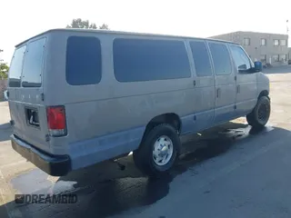 2003 Ford Econoline Passenger XL with VIN 1FBSS31L03HA89902, listed as a IAAI auction lot 42139053 with 308,647 mi miles. Bid and sale history available at carsss.com. Image 4.